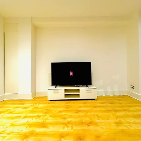 London Luxxe Apartments, Kensington & Chelsea, Central London Prime Location, With Many Stations, Westfield Shopping Centre Mins Away Walk Экстерьер фото